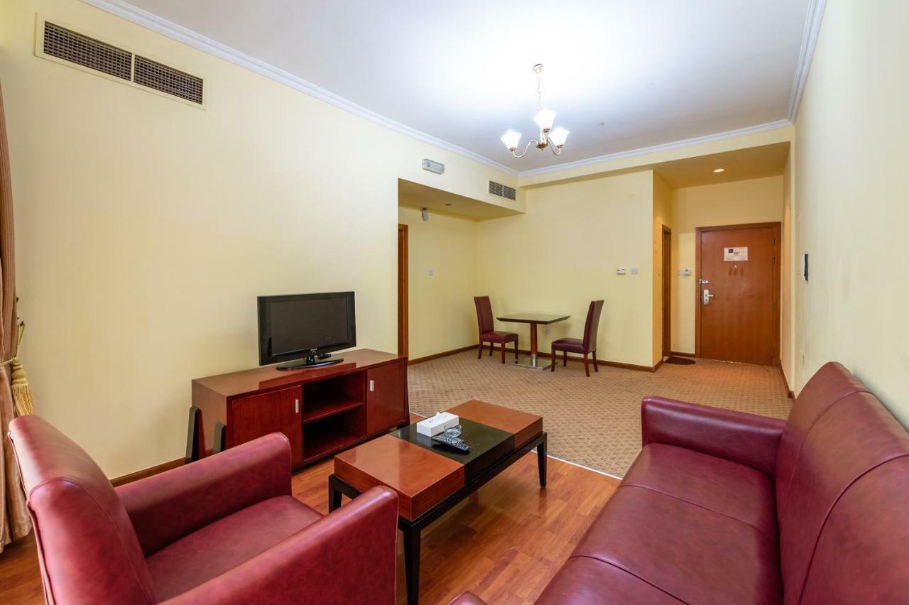 Ruwi Hotel Apartments, Sharjah Exteriör bild